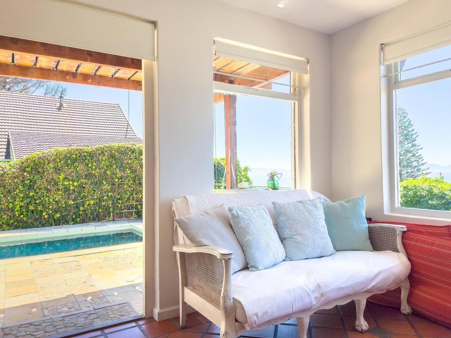 Ley Pool Cottage By Open Home St James Exterior photo