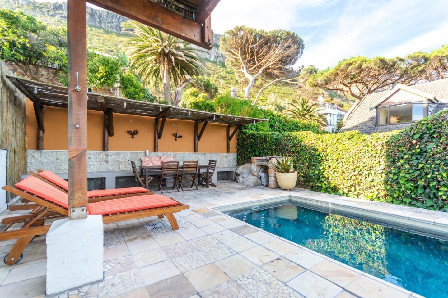 Ley Pool Cottage By Open Home St James Exterior photo